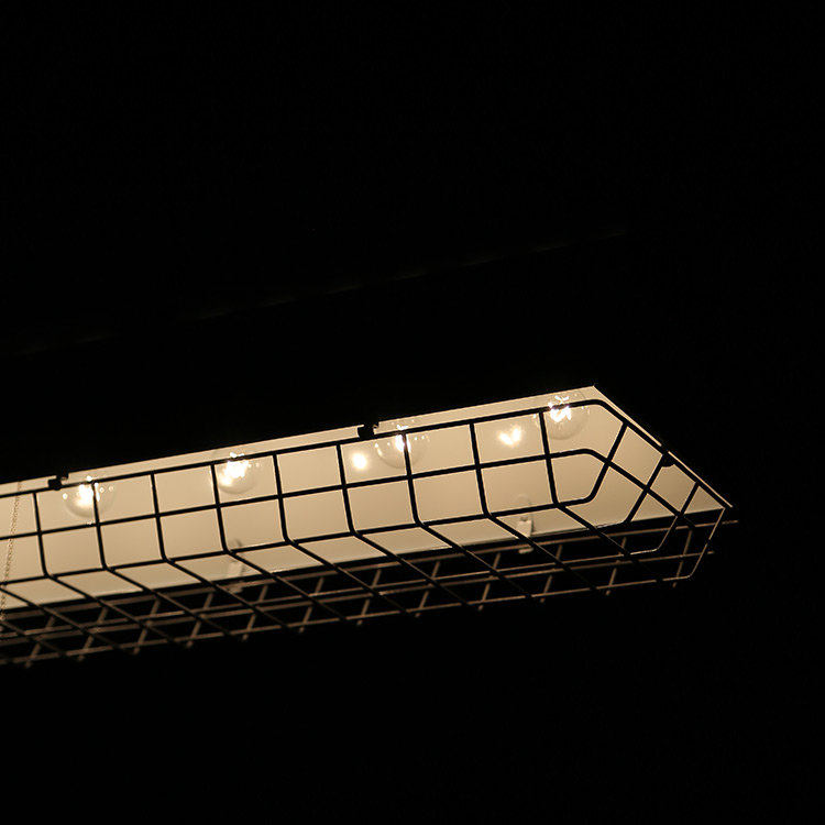 6灯のランプなので光量も十分。